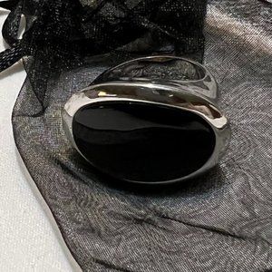 Silver Fashion Ring with Large Black Stone Size 7 - 7.5